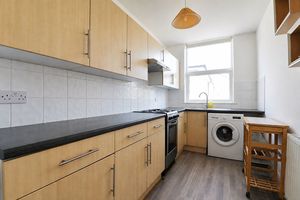 Kitchen- click for photo gallery